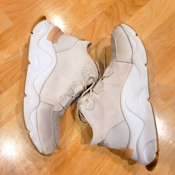 Sorel Women's Kinetic RNEGD Caribou Boot Waterproof Color Chalk Size 8.5 - Picture 6 of 13